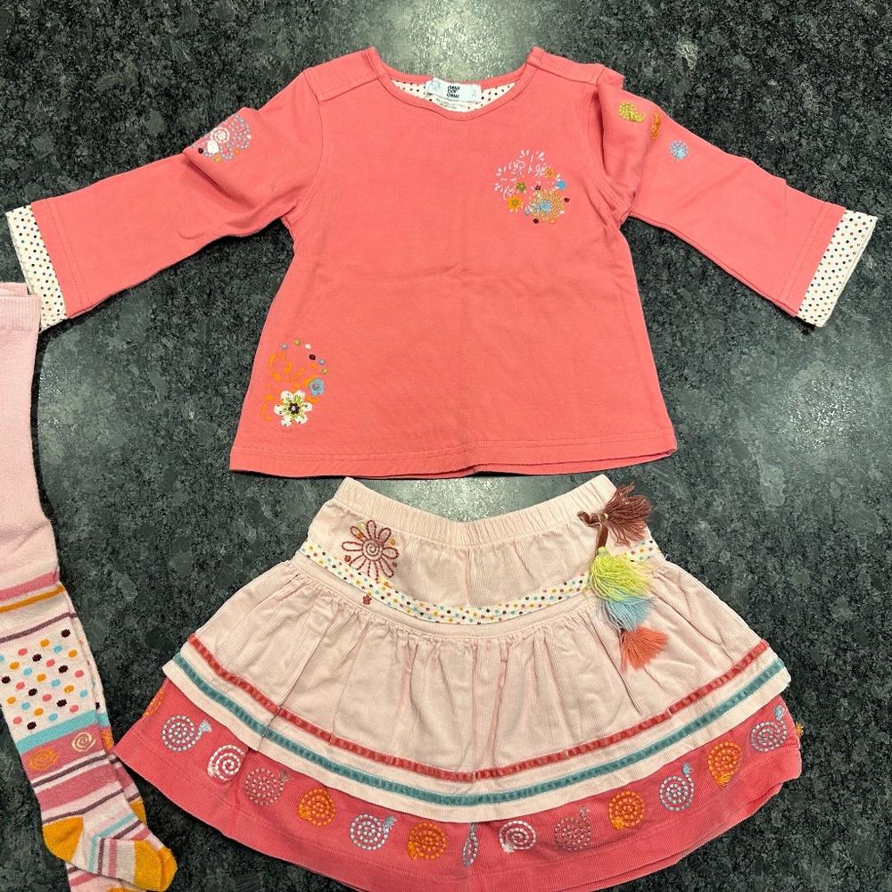 Deux par Deux Girls Matching Top, Skirt and Tights - Girls size 2